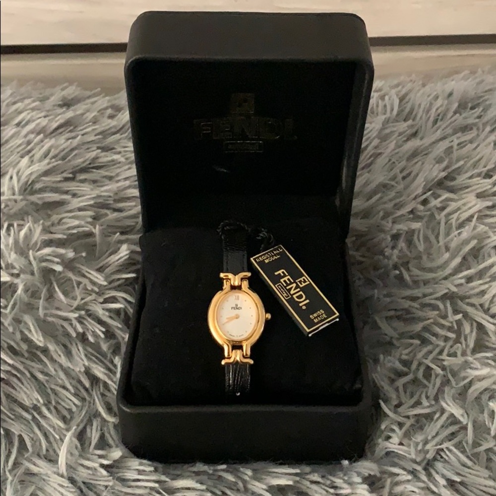 Fendi Orologi Leather Watch
